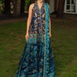 Teal Harmony Festive Ensemble