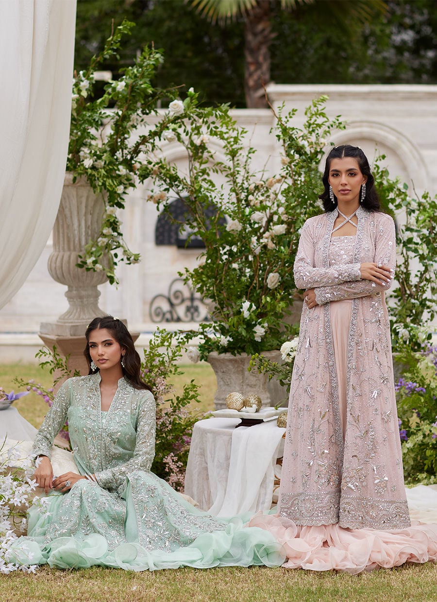 Pale Blush Contemporary Elegance Ensemble - Image 10