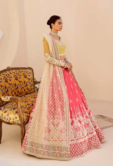 Sunlit Blush Bridal Lehenga Ensemble - Image 4