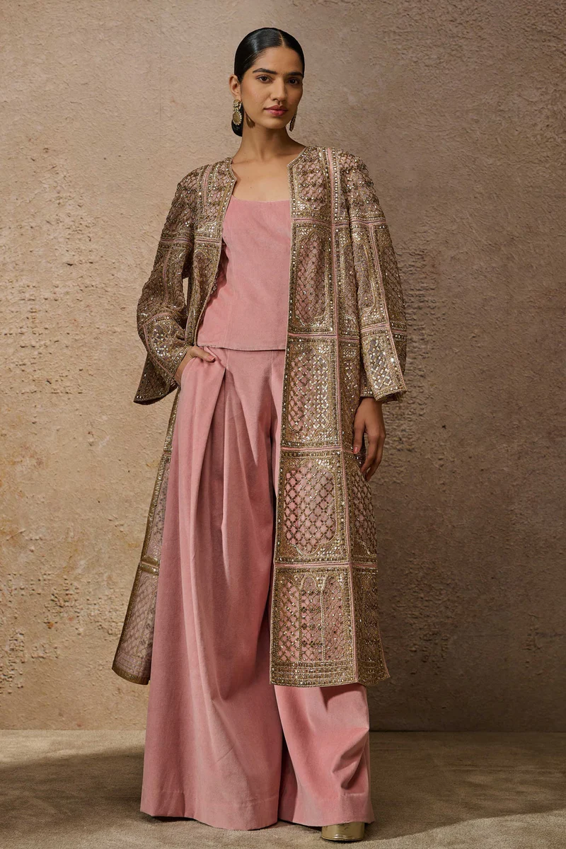 Shop Primary Image Shop Primary Image